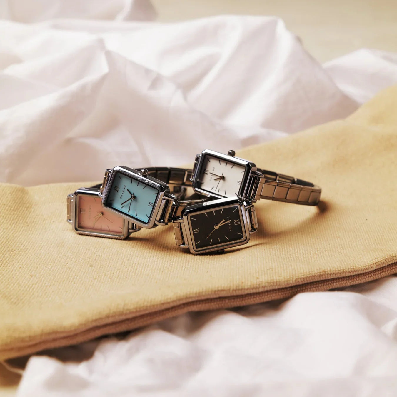 Como – Edición plateada con esfera blanca